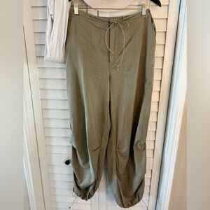 HYFVE Women’s  Sage Green Drawstring Parachute Pants Size Medium
